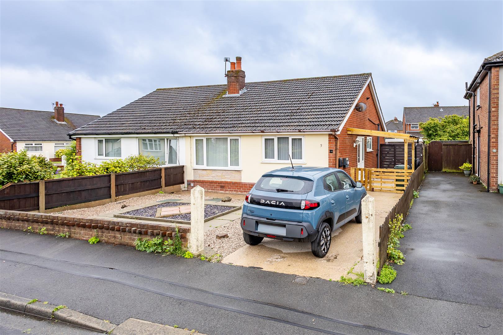 2 bed property in Richmond Road, Chorley